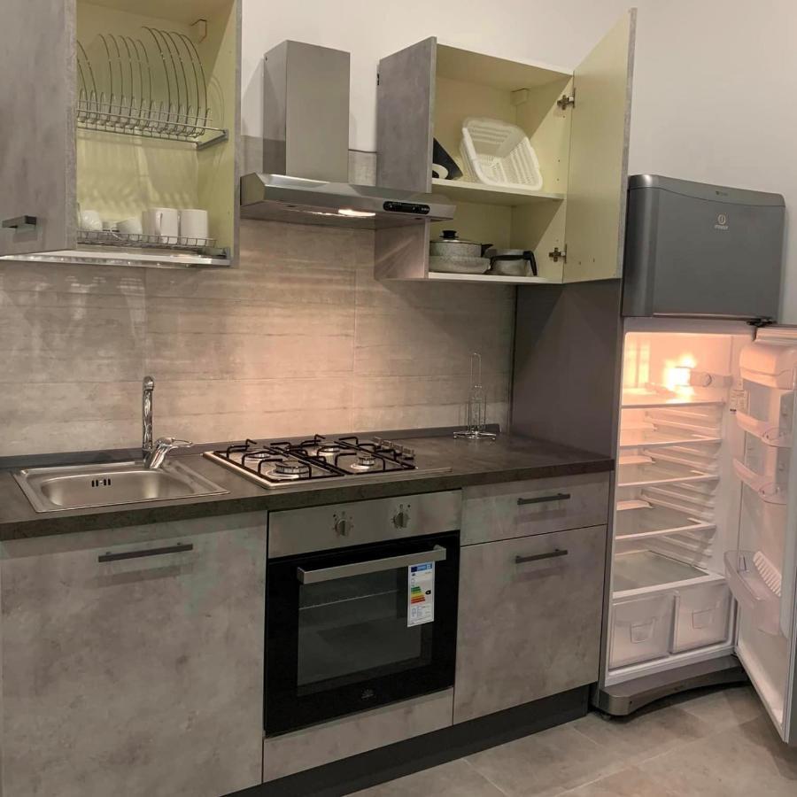 Miris Apartment Fast Comfortable Naples Airport Capodichino 25 Minutes Walk Self Check-In Exteriér fotografie