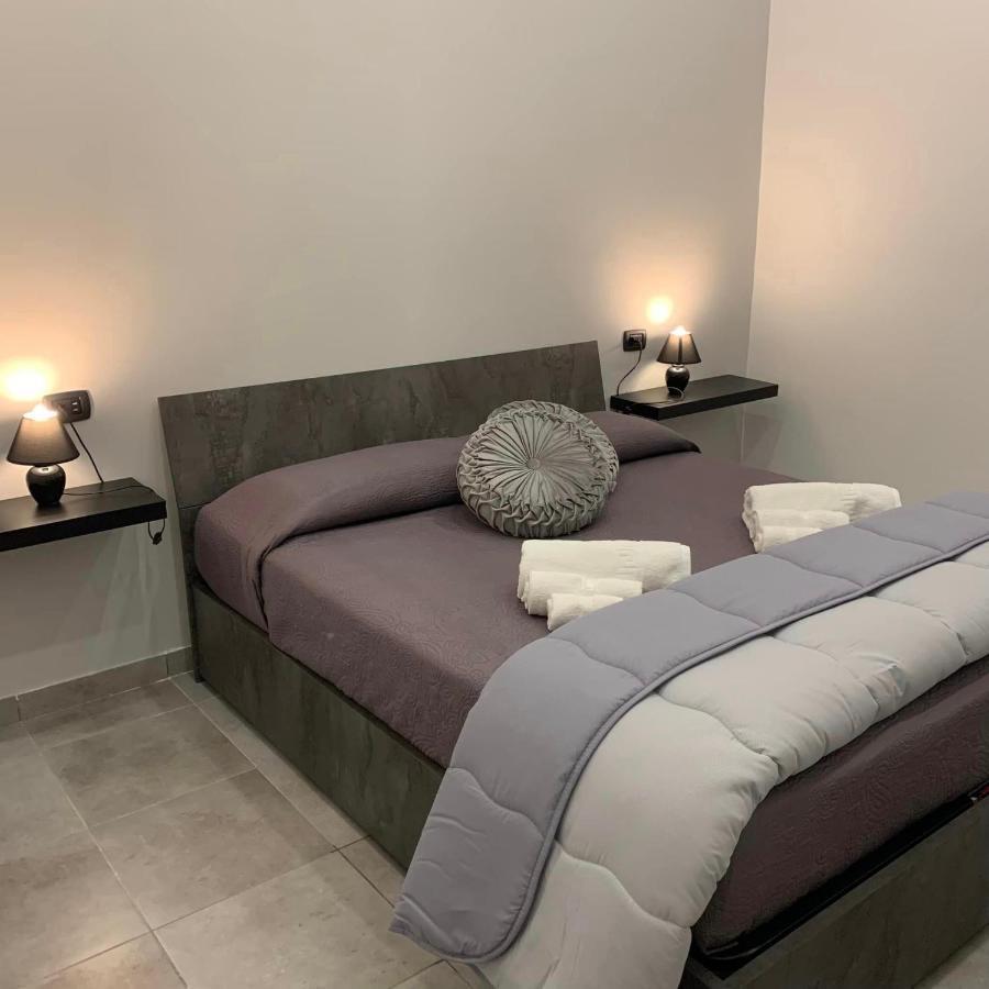 Miris Apartment Fast Comfortable Naples Airport Capodichino 25 Minutes Walk Self Check-In Exteriér fotografie