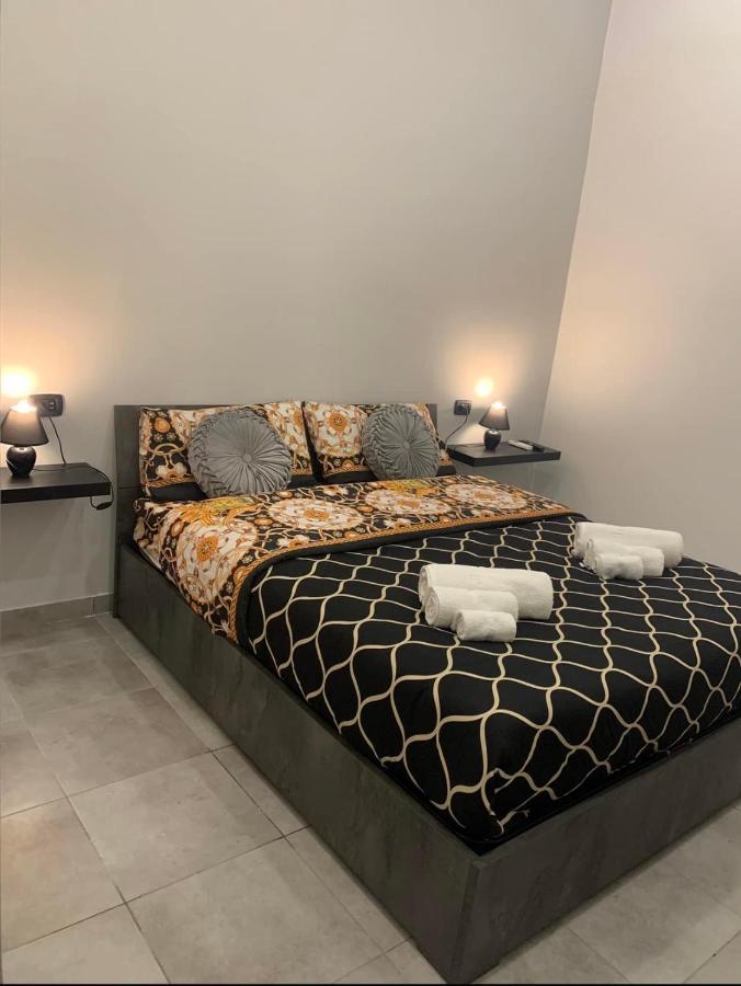 Miris Apartment Fast Comfortable Naples Airport Capodichino 25 Minutes Walk Self Check-In Exteriér fotografie